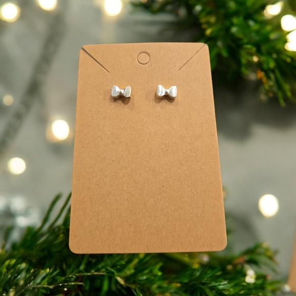 Silver Plated Bow Holiday Festive Stud Earrings - Picture 1 of 2